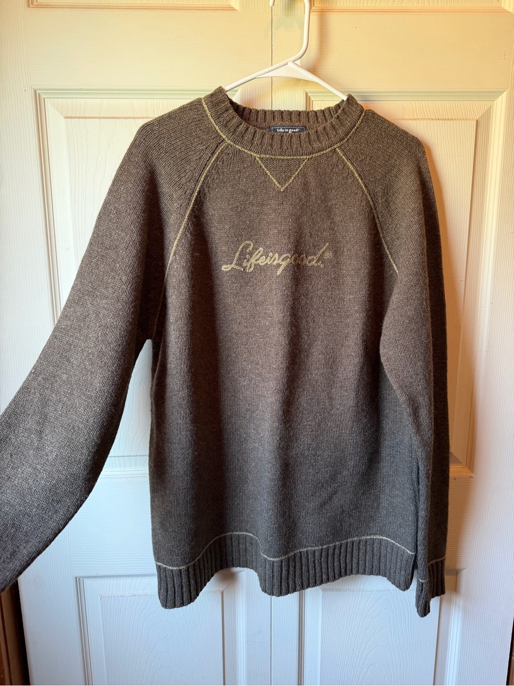 Lifesgood Women’s Brown Lambswool Crewneck Sweater